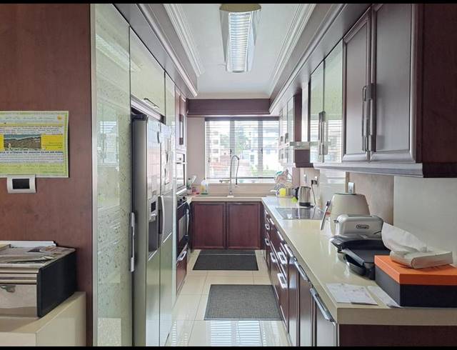 3 BEDROOM APARTMENT FOR SALE IN OVERPORT